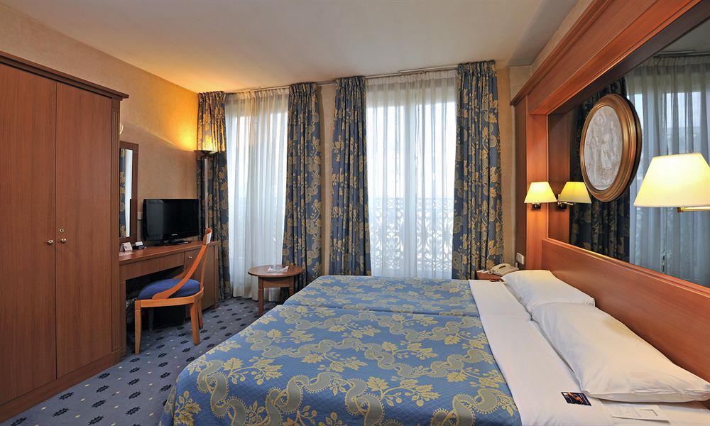 Opera Affiliated By Meliá Hotel