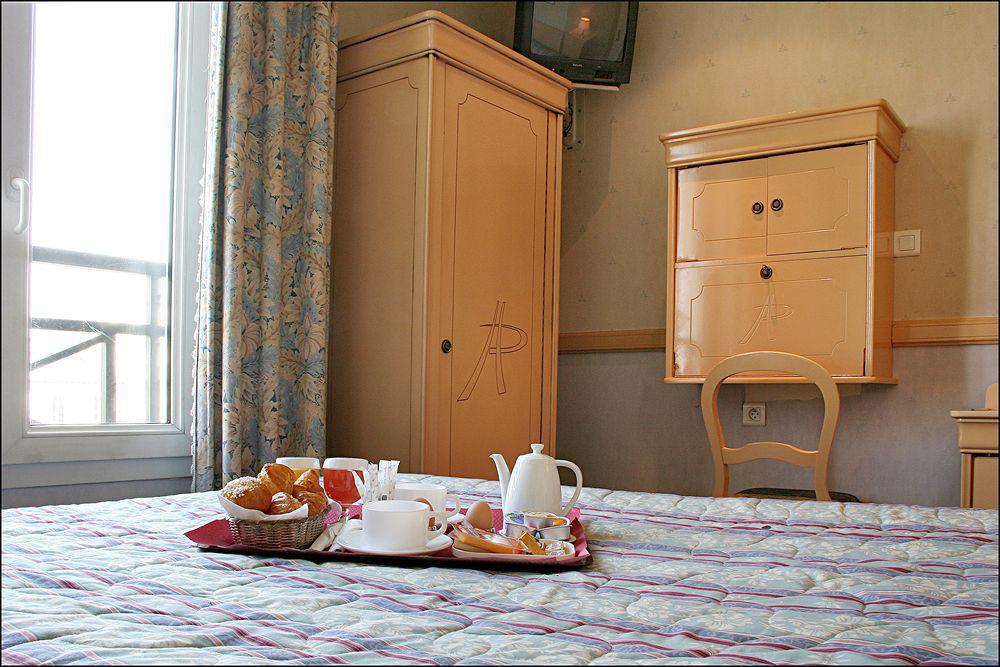 Gaston 3* Paris