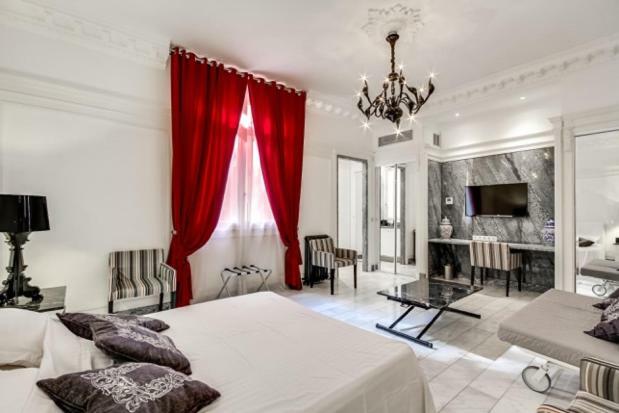 Avenue Des Champs Elysées - Studio Ks