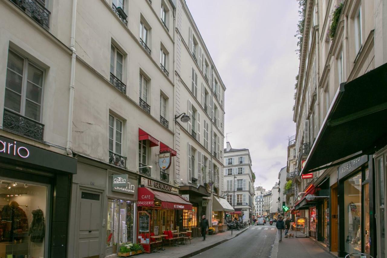 Joie St Germain-des-pres - Bon Marche Paris