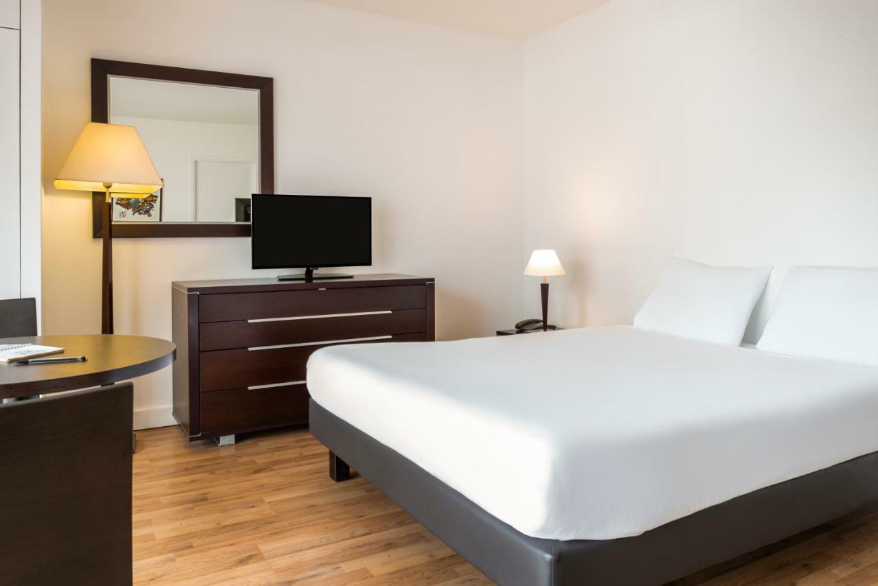 Adagio Access Tour Eiffel St Charles 3*