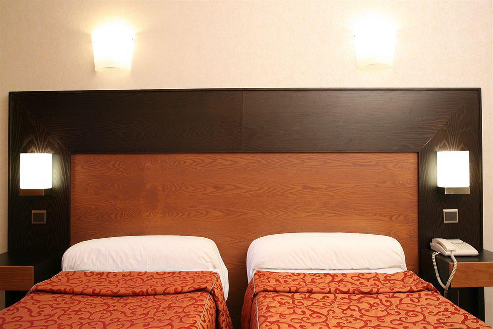 Raspail Montparnasse 4*