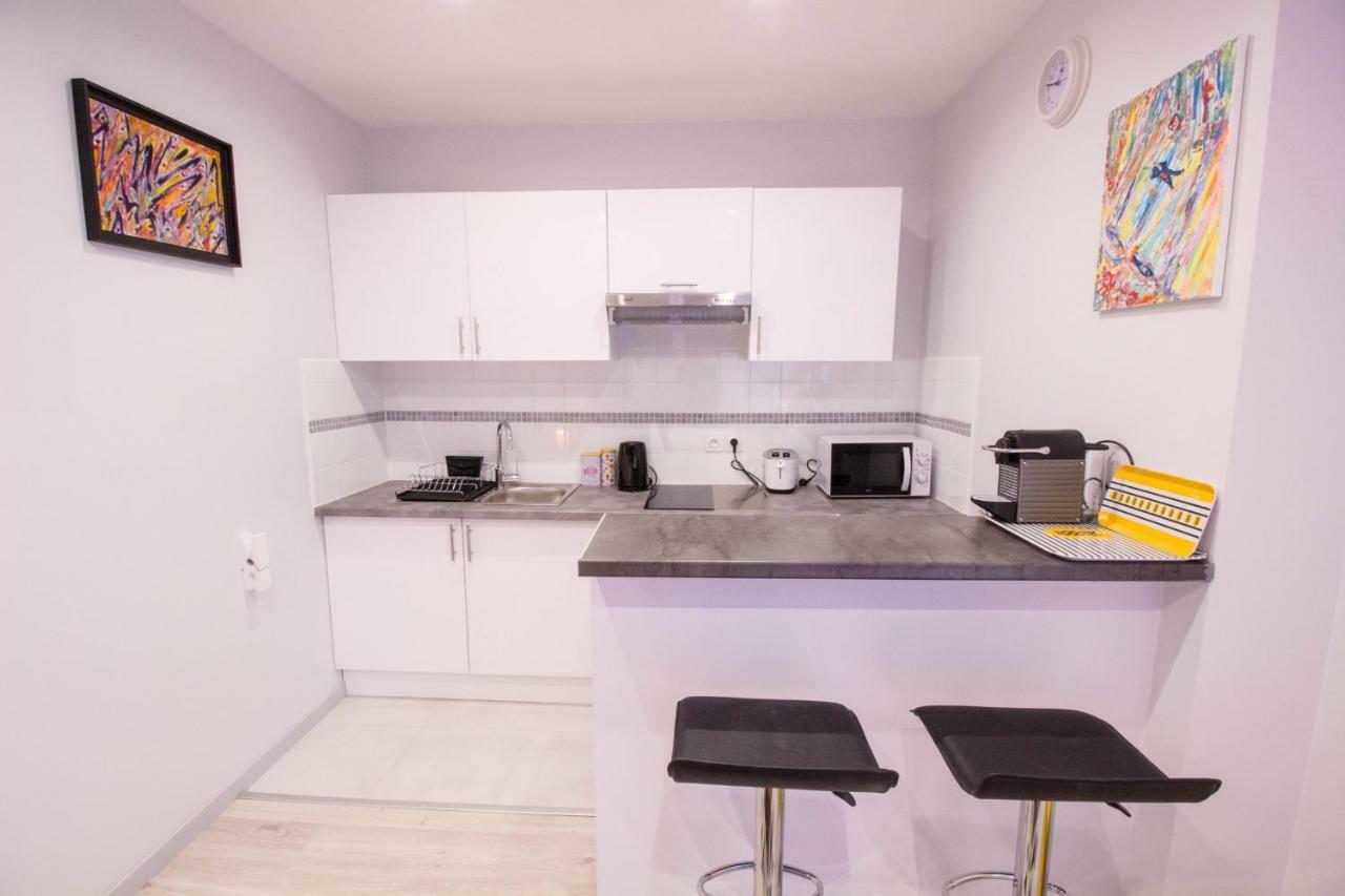 Office- Rue Saint-fargeau Appartamento *