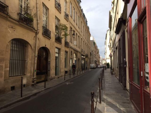 Unique Loft In Le Marais Appartamento Parigi