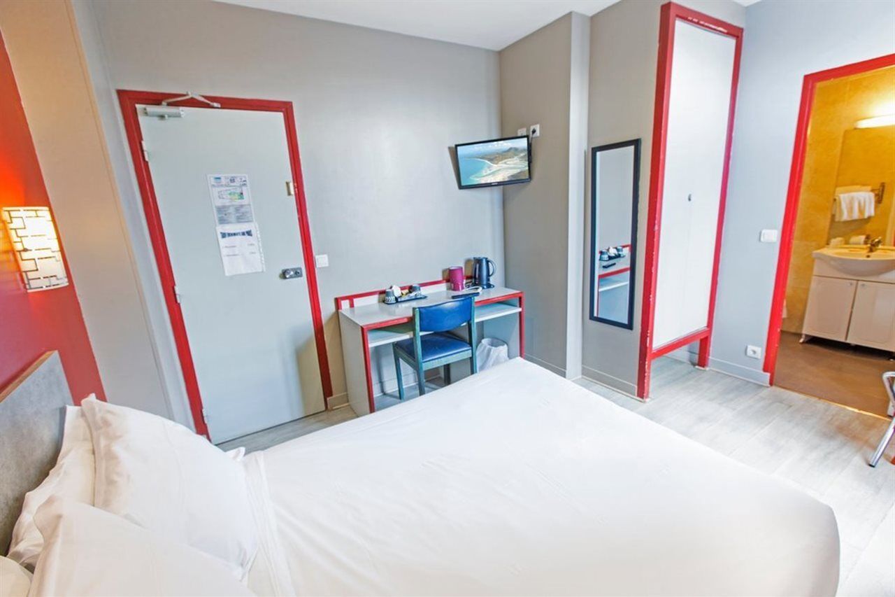 Hipotel Belgrand Mairie Du 20ème 3*