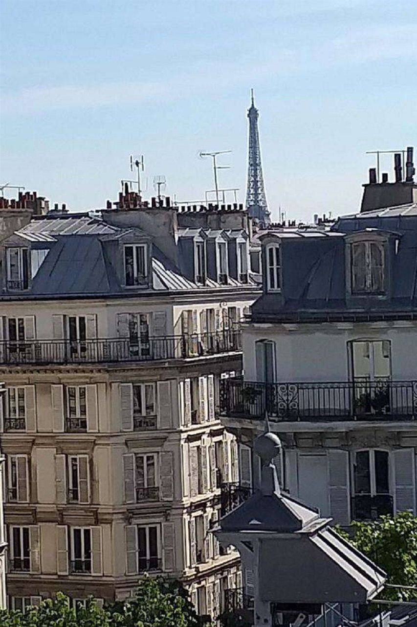Roi Rene Hotel 2*