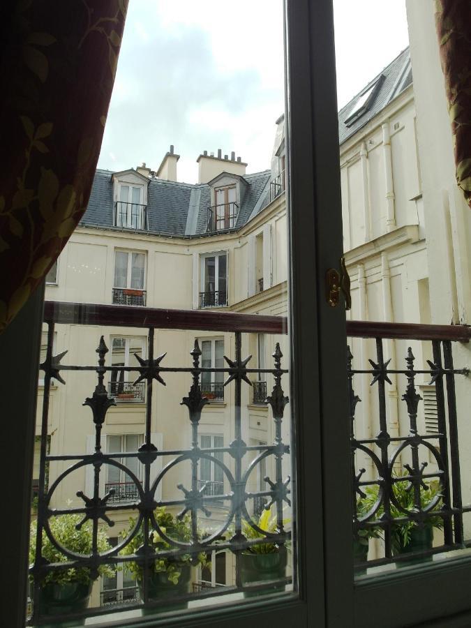 Bed & Breakfast D : Louvre Elegant Parigi