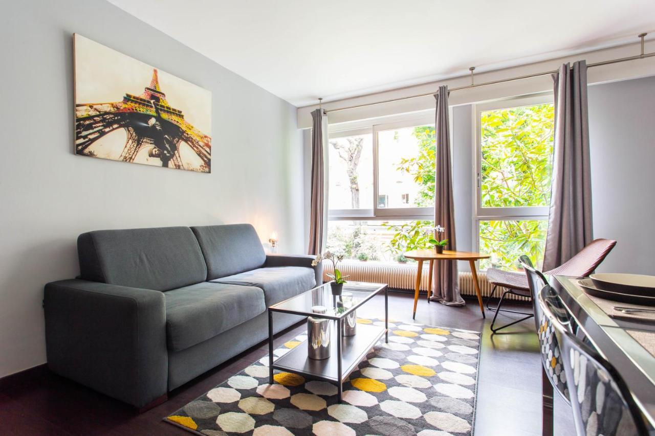 Apartment Cmg Trocadero - Louis David *