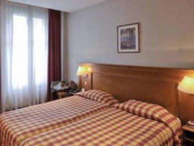 Montcalm 3*