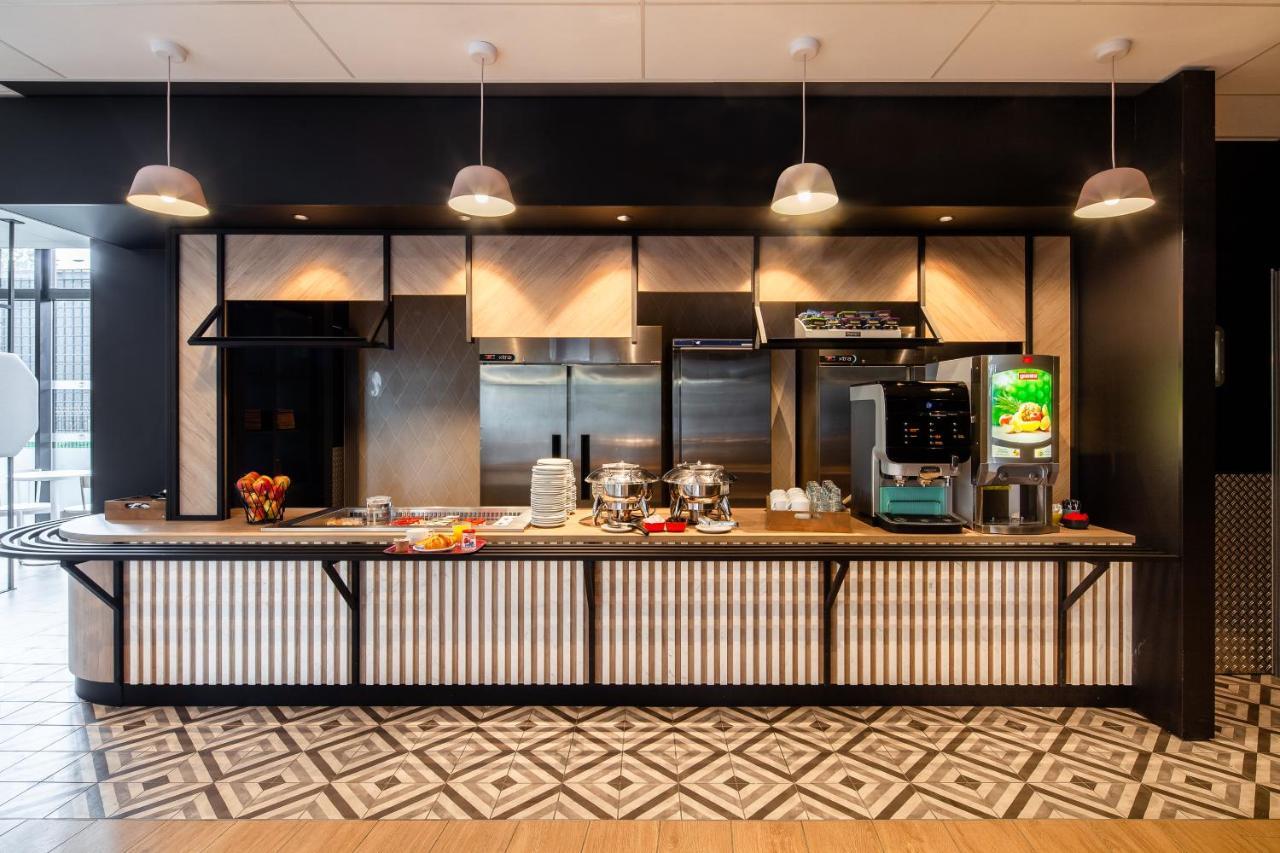 Porte Des Lilas Hotel Parigi