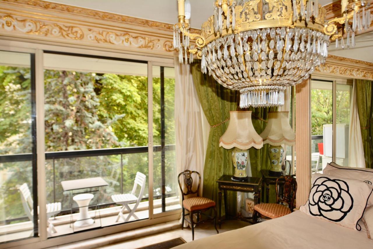 Arc De Triomphe - Foch Palace Apartment