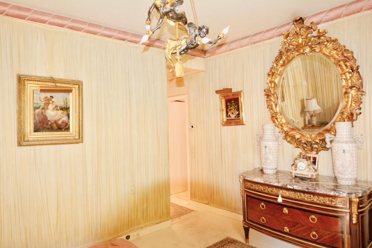 Arc De Triomphe - Foch Palace Apartment