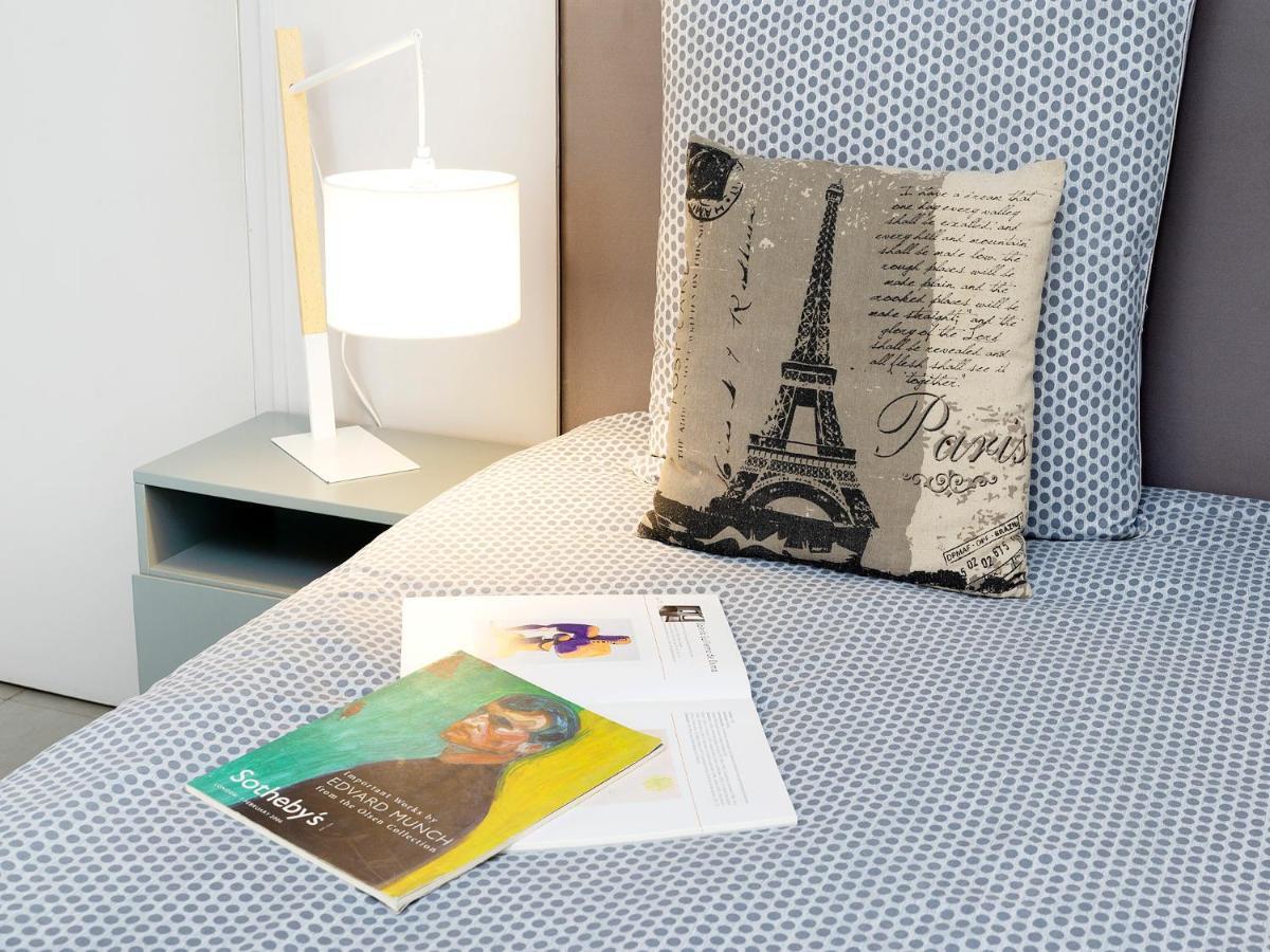 De Charme A Montmartre Apartment Paris