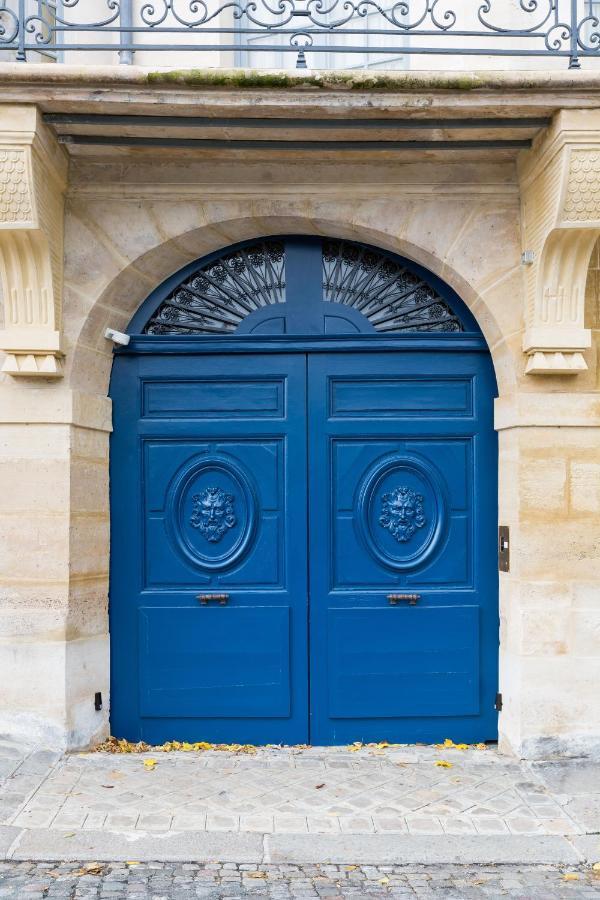 Veeve - Saint-louis Style