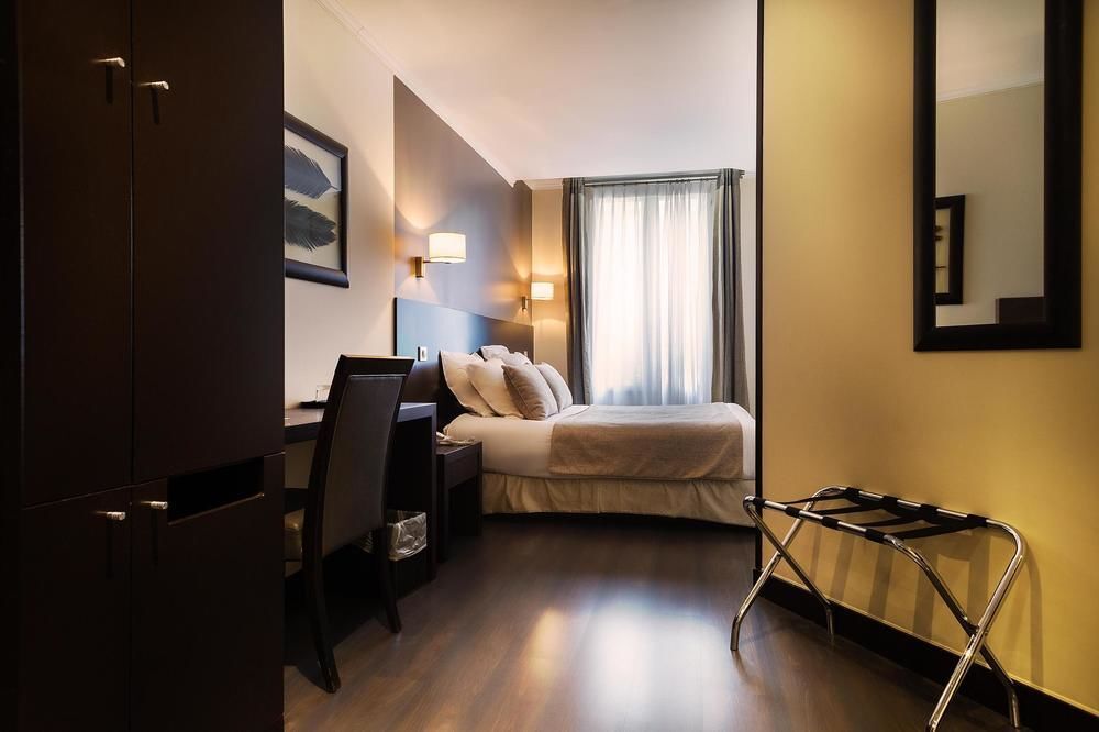 Hotel Arc Elysées