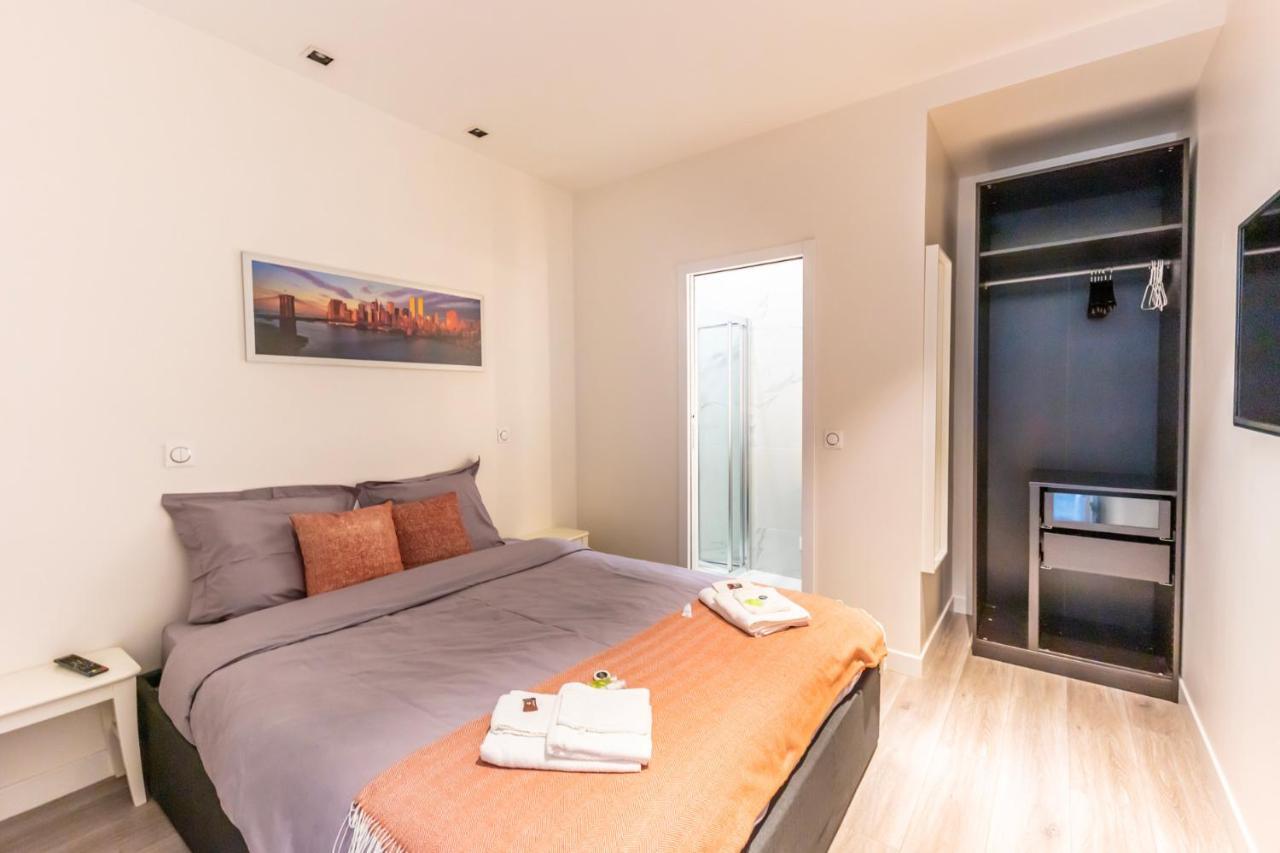 Brand New Apartment- Bastille District * Parigi