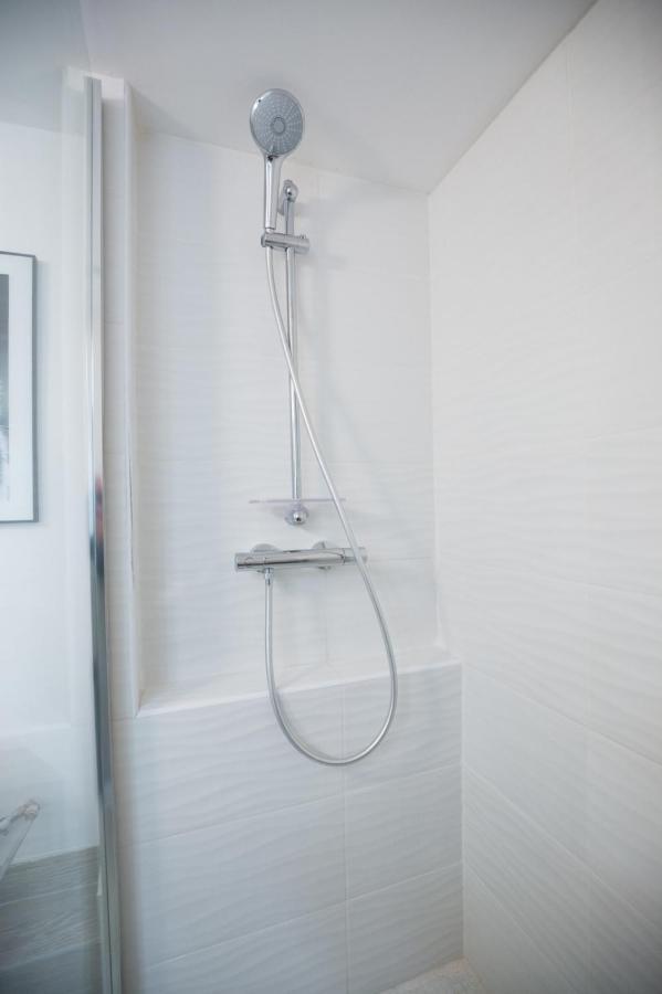 Charming In The Heart Of The 19th Parigi