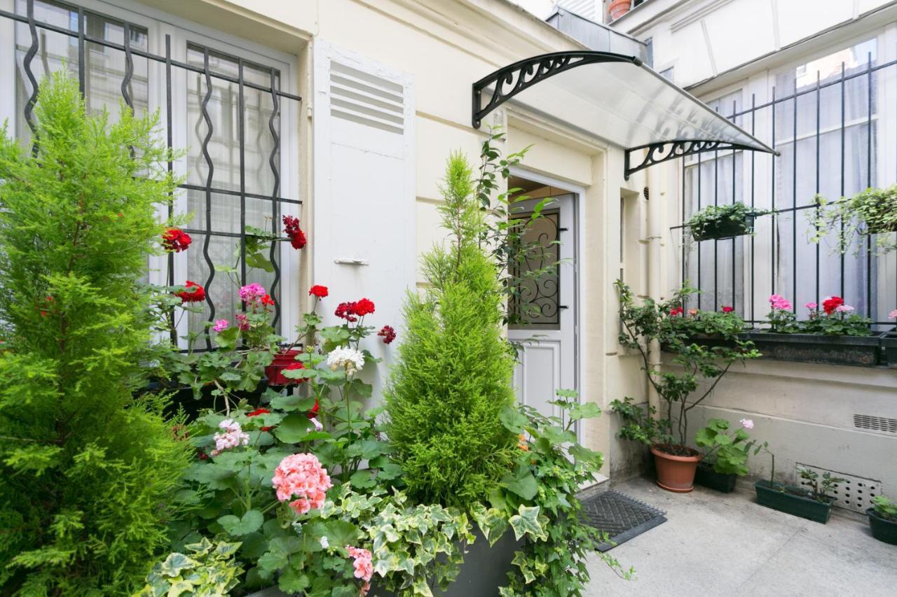 Apartment Quartier Latin 3 To Choose! *