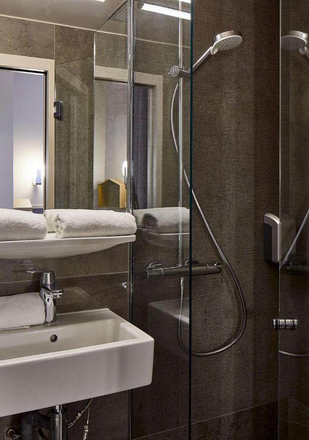 De Roubaix Hotel 2*