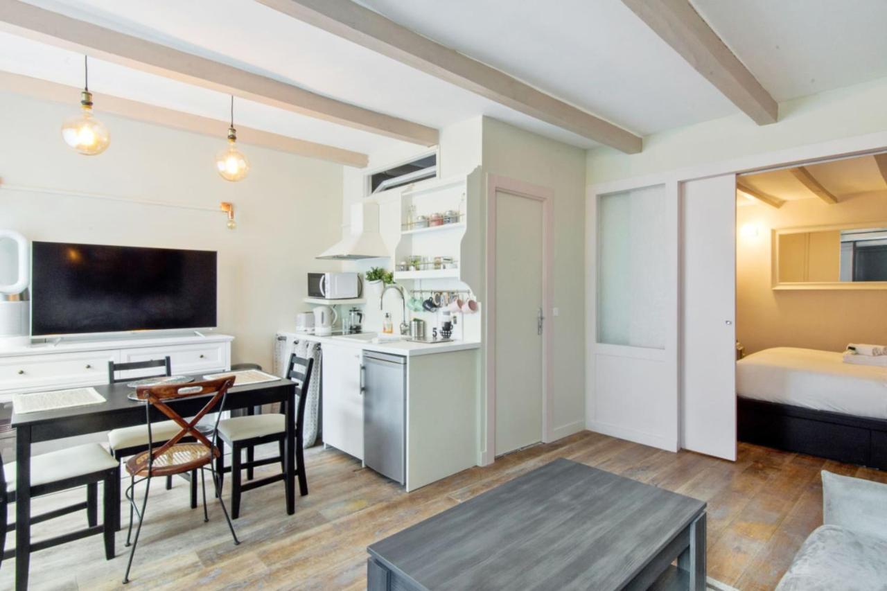 Luminous One-bedroom In The Center Of In Marais District - Welkeys