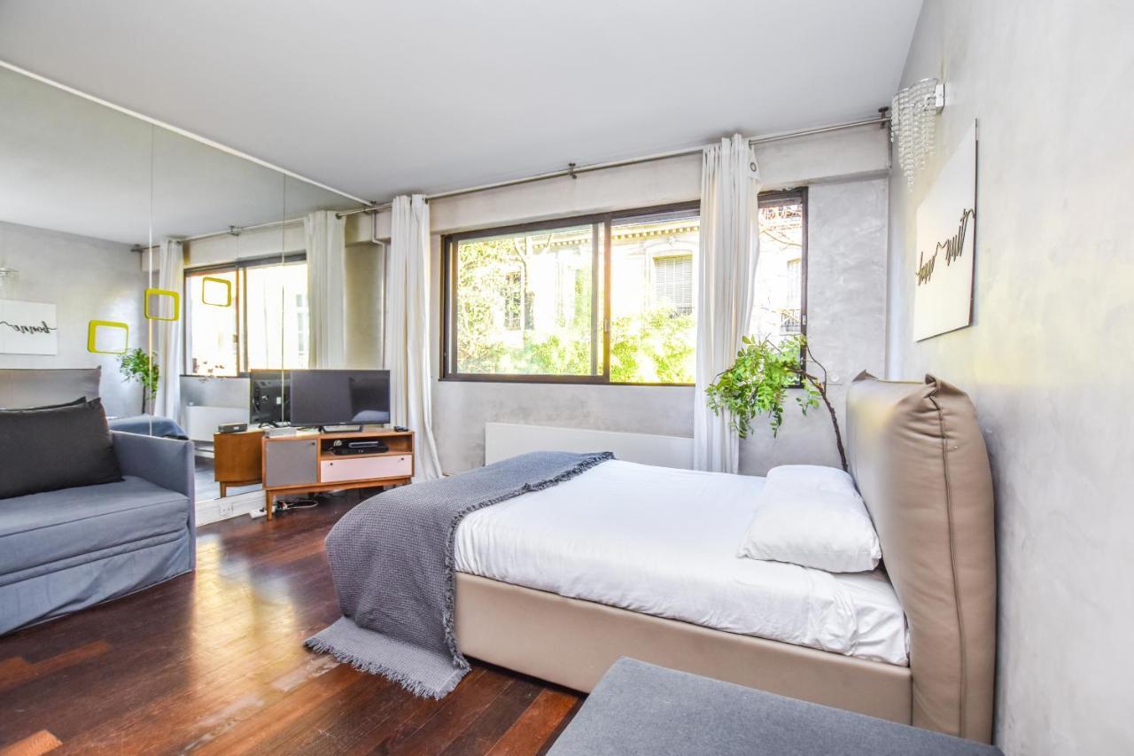 Luxe Exceptionnel, Avenue Foch *