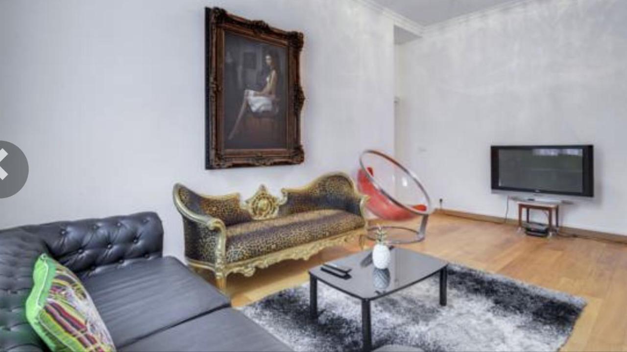21a Marechal Foch Avenue Champs-elysees