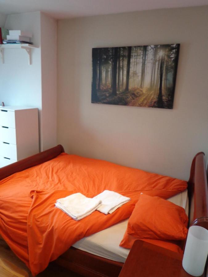 Alloggio in famiglia Smartrooms, Private - Not Shared! Quality, 10 *