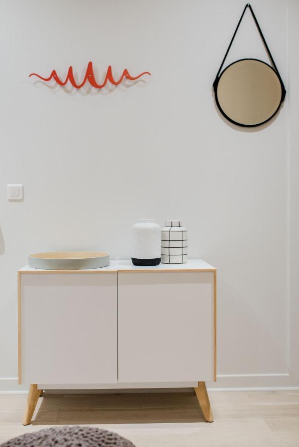 Eluard Au Coeur De La Rive Gauche, Neuf, Design, 2-4 Personnes *