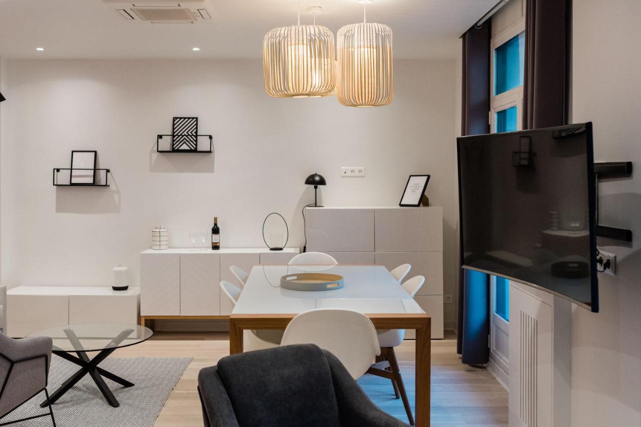 Appartamento Cocteau : Au Coeur De La Rive Gauche, Neuf, Design, 2/4/6 Personnes