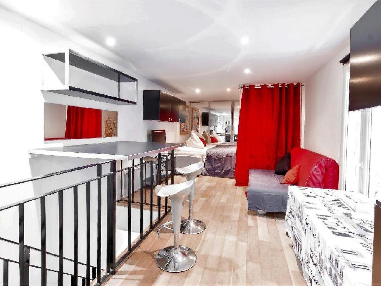 9hotel Opera 3*