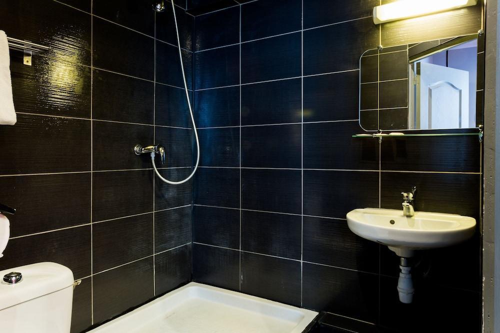 Hotel Hipotel Belleville Gare De L'est Parigi