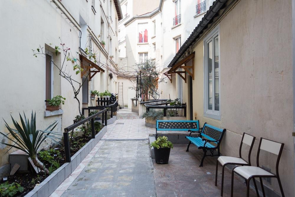 Hipotel Belleville Gare De L'est Hotel 2*