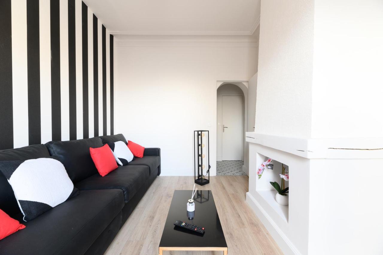 Daumier - New 2 Bdrs Flat Near La Seine