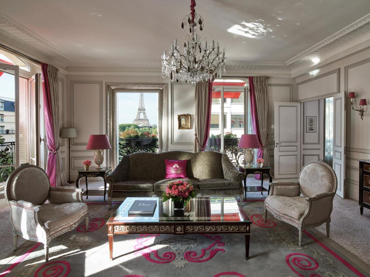 Hotel Plaza Athénée - Dorchester Collection Parigi
