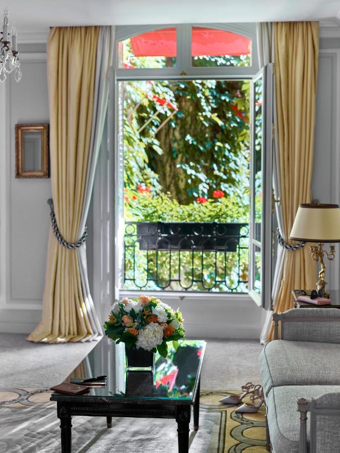 Hotel Plaza Athénée - Dorchester Collection 5*