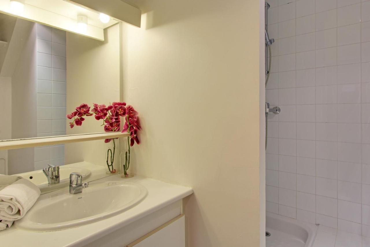 S09278 - With Patio For 3 People, Grand Boulevards Appartamento Parigi