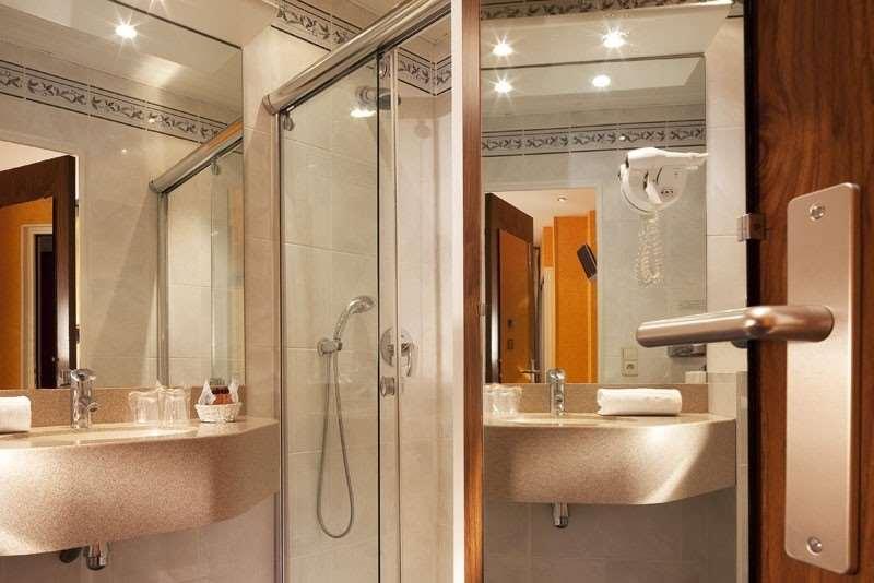 Hotel Cecilia Arc De Triomphe Parigi