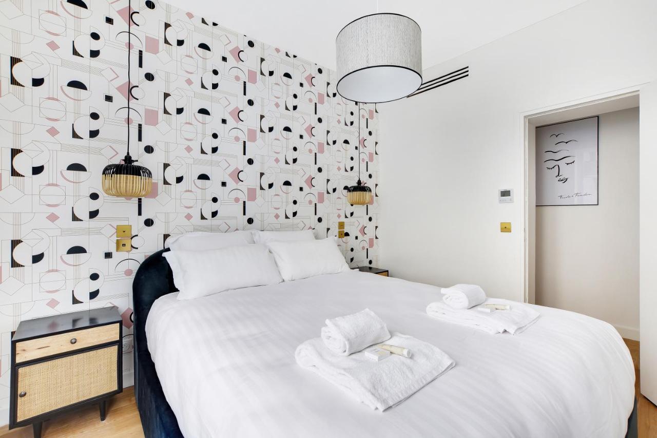 Pick A Flat's In Parc Monceau - Rue De Naples *