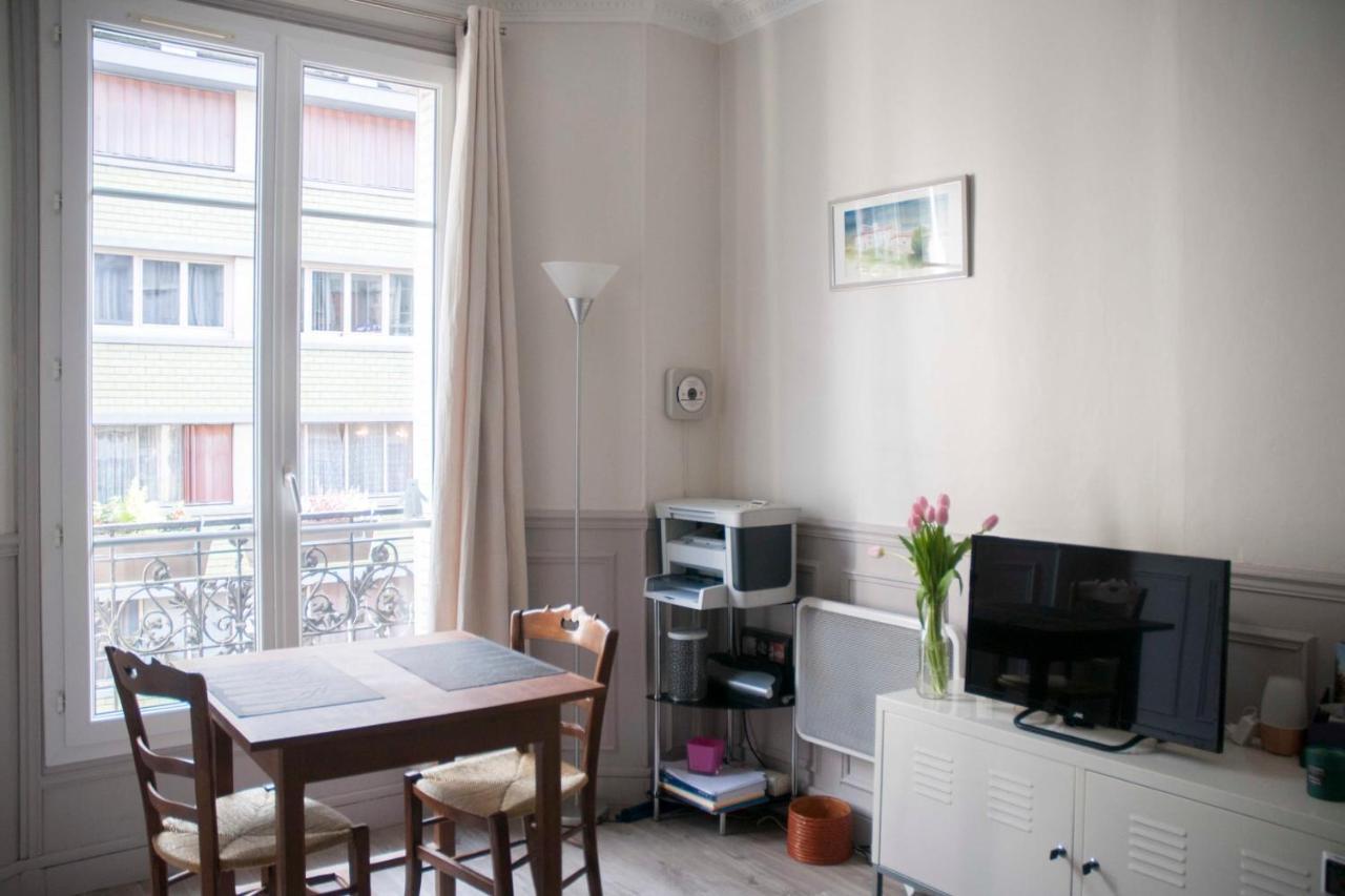 Cosy Apt Near Parc De La Parigi