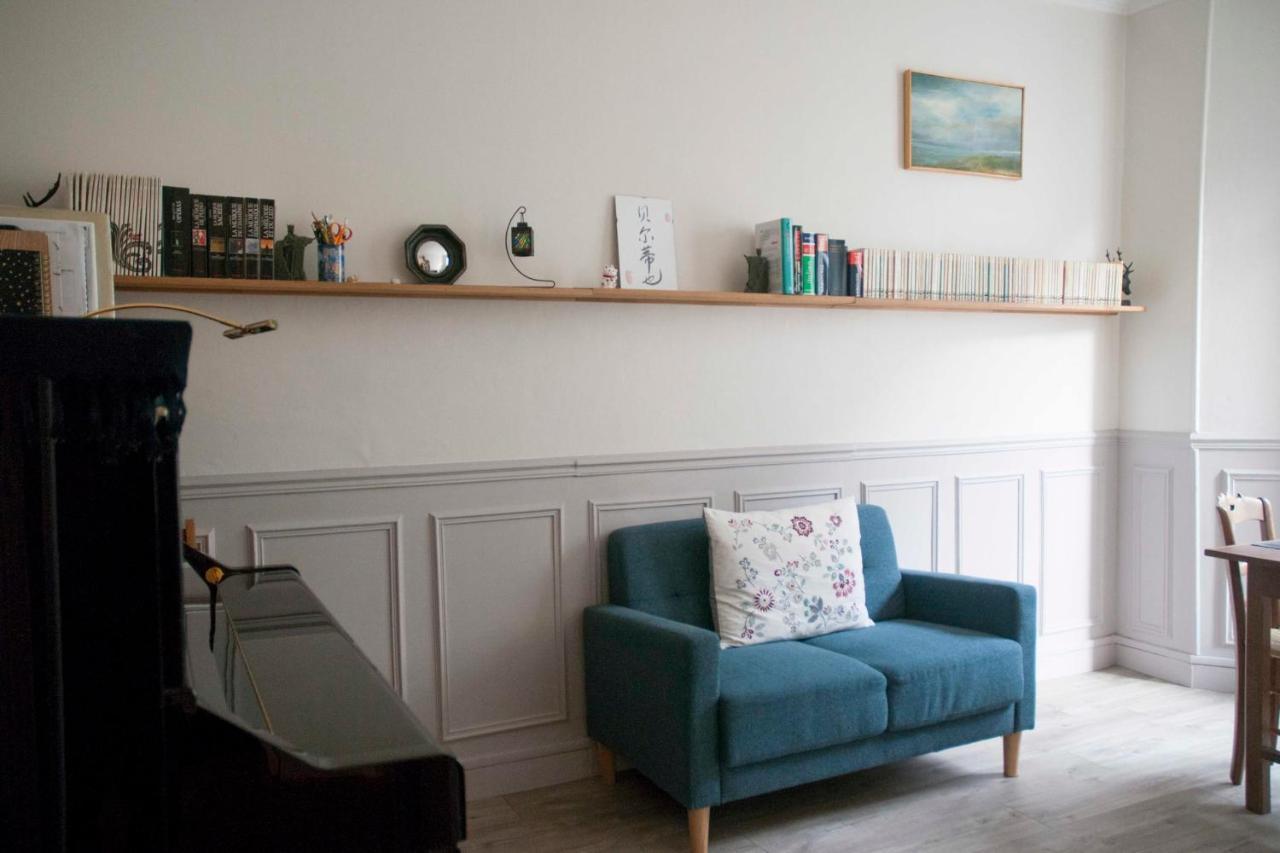 Cosy Apt Near Parc De La