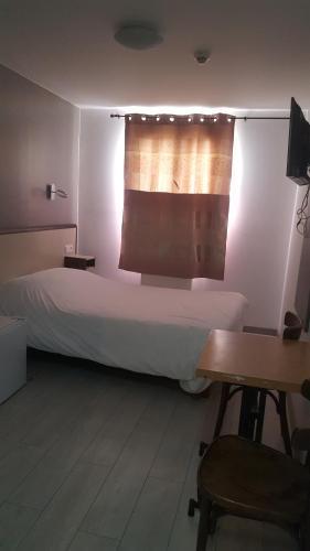 De Menilmontant Hotel 3*