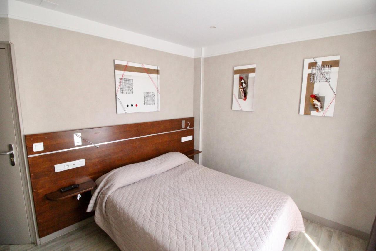 Des Pyrenees Hotel Paris