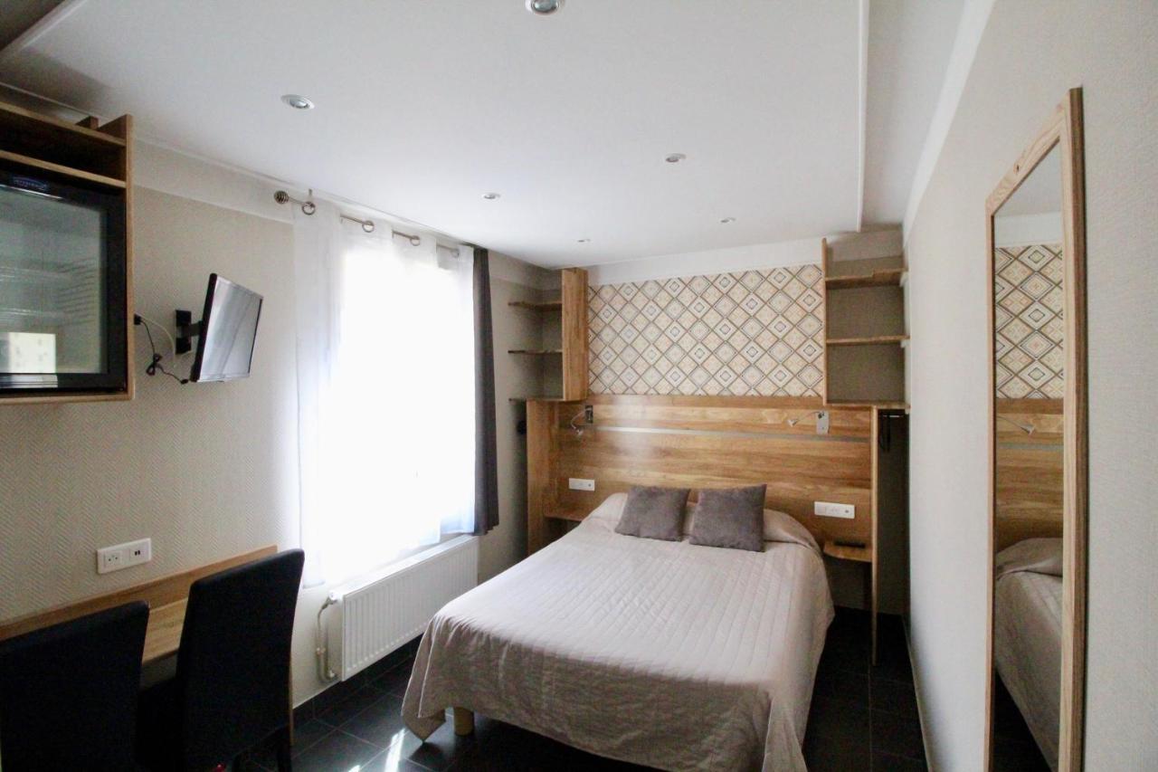 Des Pyrenees Hotel 3*
