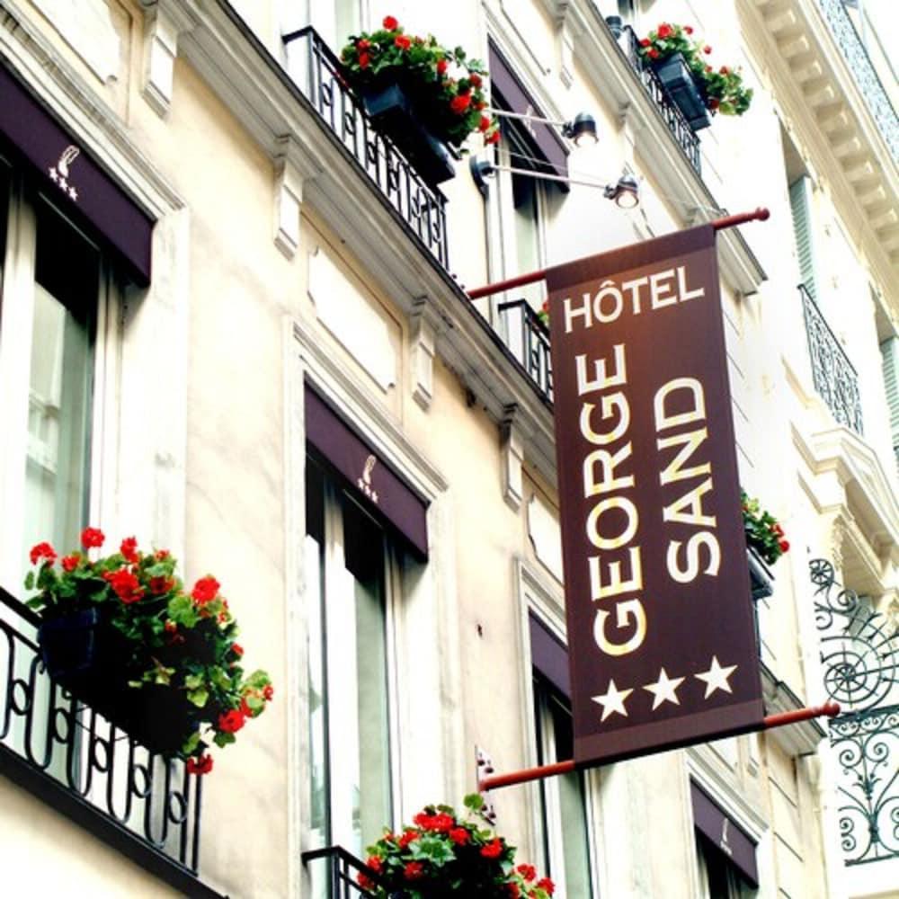 George Opera Hotel