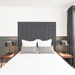 Livinparis - Luxury 4 Bedrooms Le Marais I