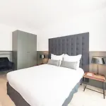 Livinparis - Luxury 4 Bedrooms Le Marais I