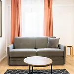 Nice And Warm Flat For Four Or Six People In Paris City Center