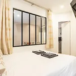 Nice And Warm Flat For Four Or Six People In Paris City Center