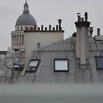 Charmant Studio Lumineux Calme Vue Pantheon Paris Ac Ascenseur