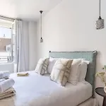 New - Luxury Parisian Flat - 4P